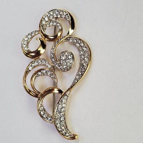 Signed Fifth Ave Collection Butler Clear Rhinestone Swirl Design Brooch Pin - Picture 5 of 9